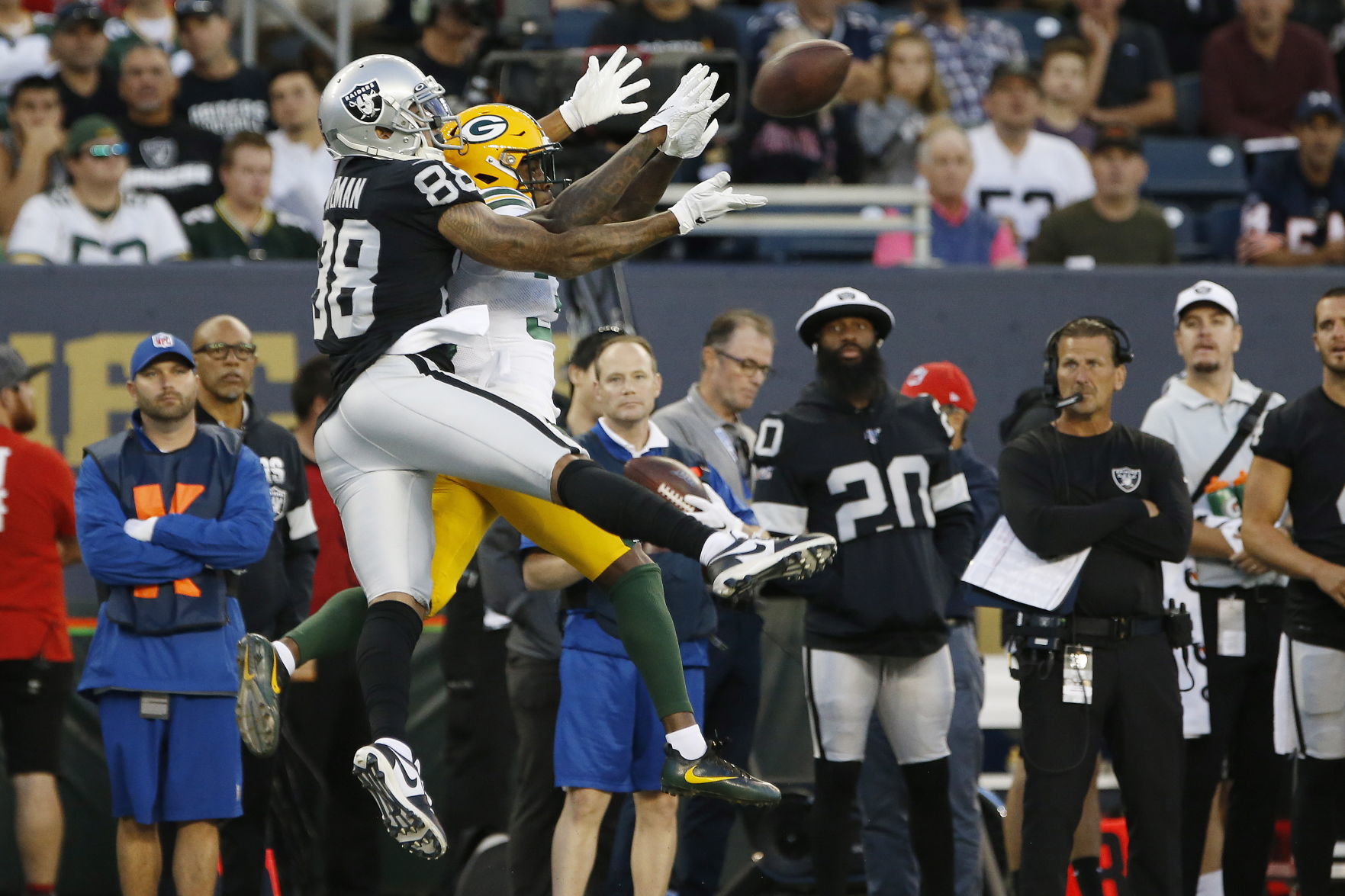 Raiders 22, Packers 21